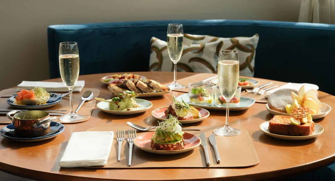 THEMED BRUNCHES: DISCOVER THE PROGRAM