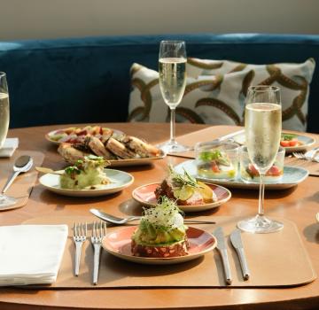 THEMED BRUNCHES: DISCOVER THE PROGRAM