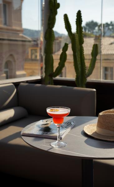 À LA CARTE<br>DU BAR